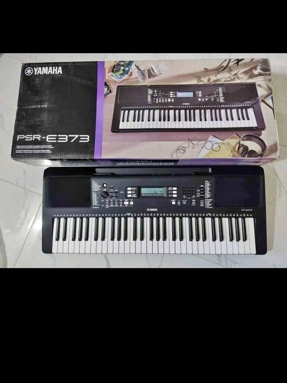 Yamaha PSR-E373 Black Portable Keyboard
